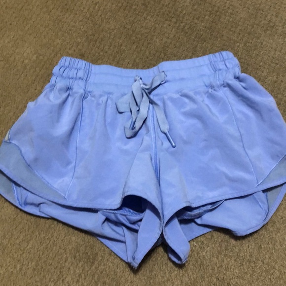 lululemon athletica Pants - Lululemon Hotty Hot Shorts size 4